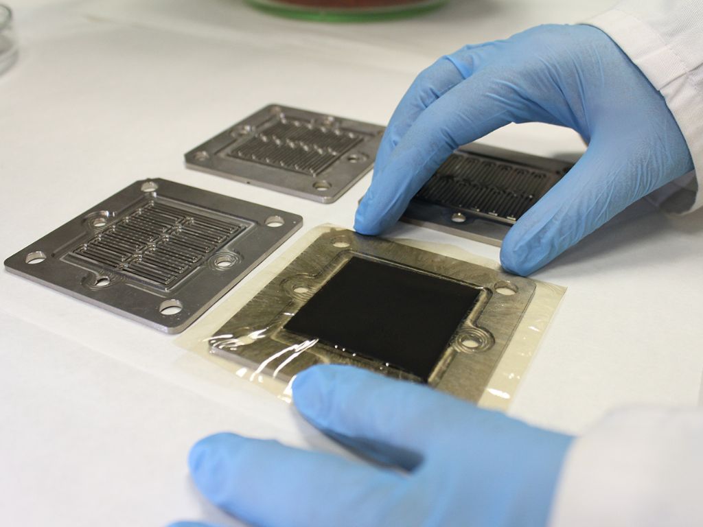 Green hydrogen production: ITE’s HEDERA project unveils new PEM electrodes and digital optimisation tools