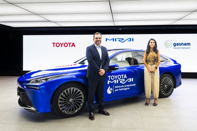 Toyota España Delivers Second-Gen Mirai to Gasnam for Outreach in Madrid