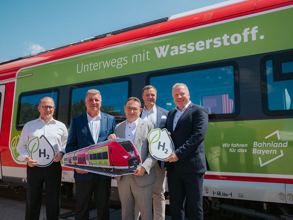 Hydrogen trains advance in Bavaria: Siemens Mireo Plus H entering regular service