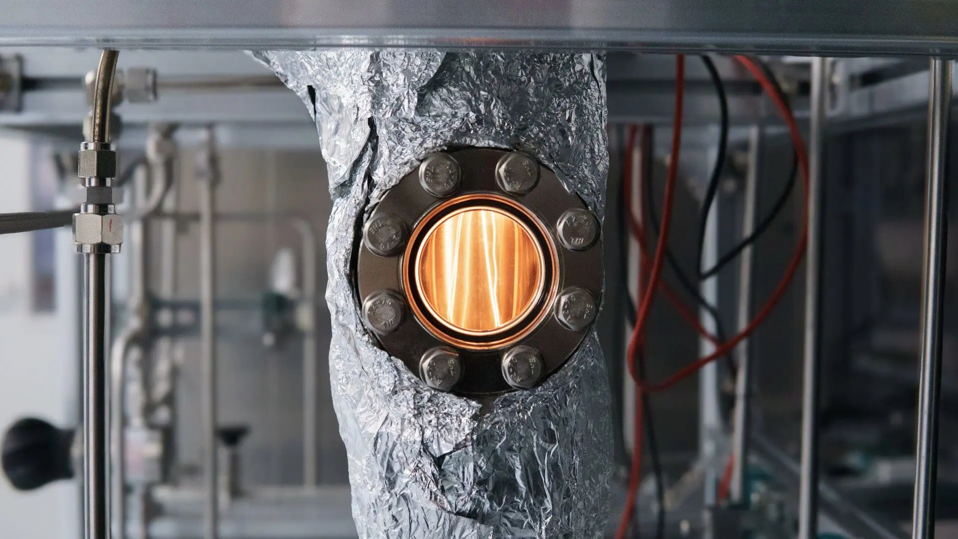 Electrified Lightbulb Reactor Unlocks Hydrogen Production and Industrial Decarbonization