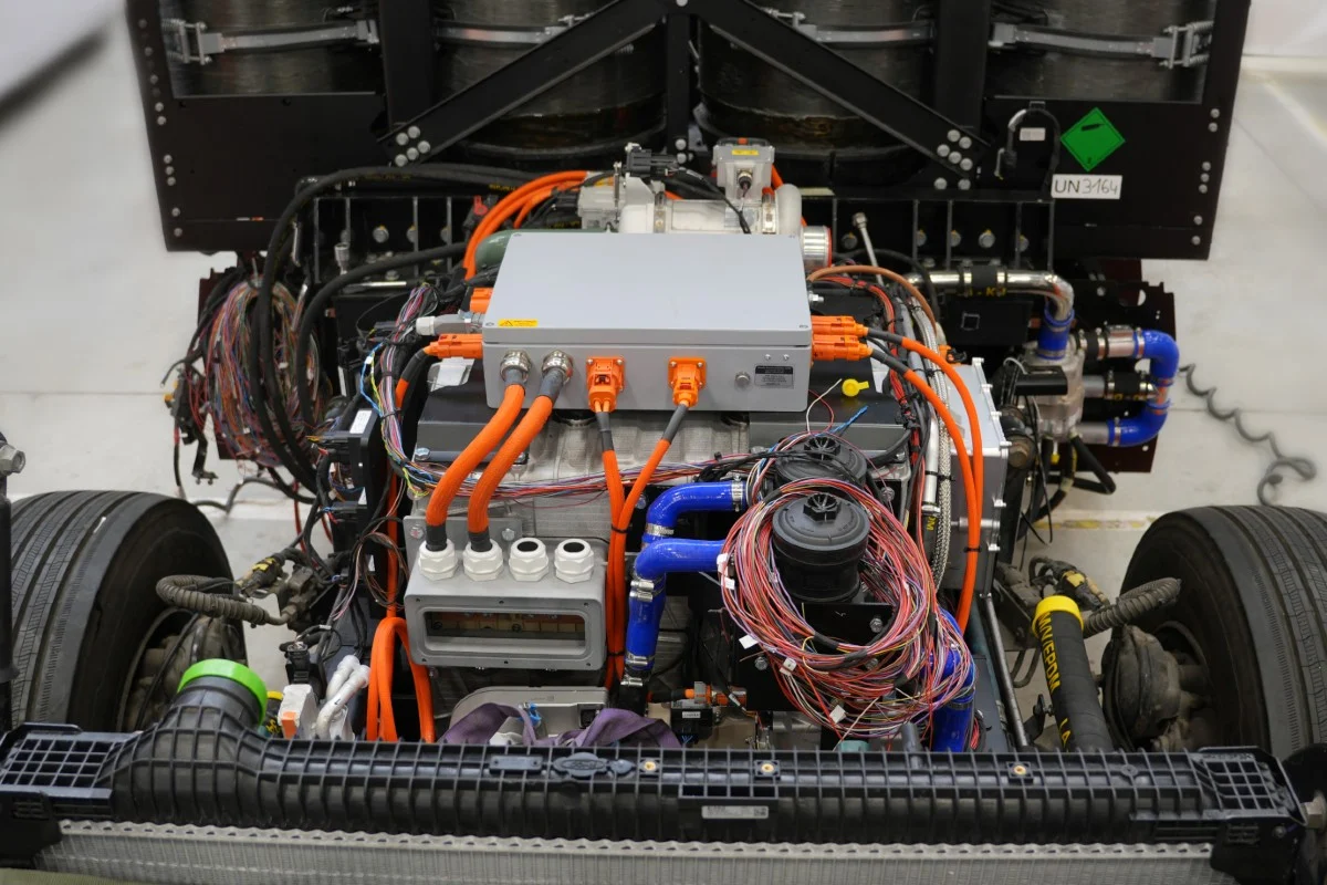 EKPO and Akkodis Launch 360 kW Heavy-Duty Fuel Cell Truck
