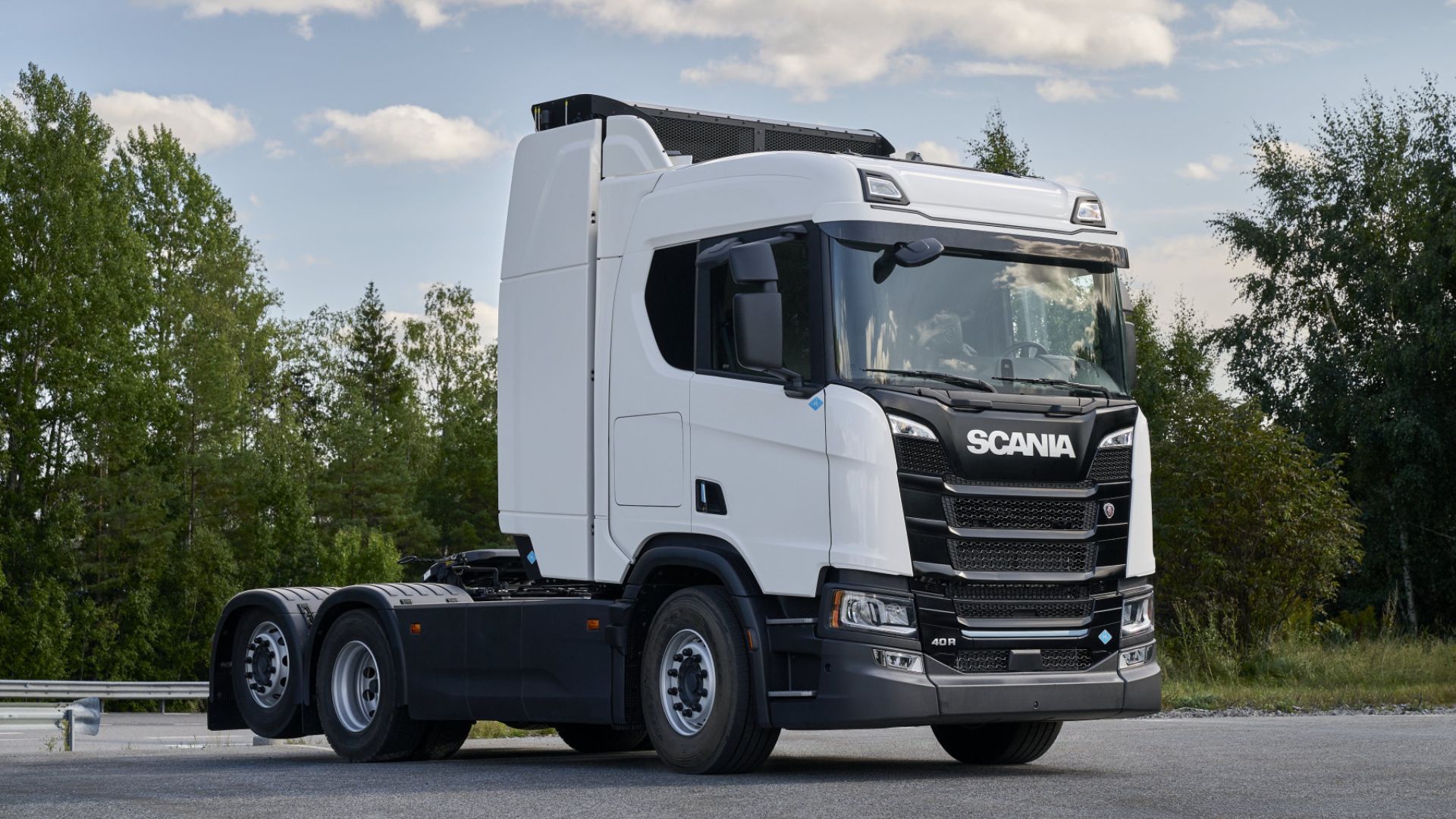 Hydrogen Fuel Cell News: Toyota and Scania Pilot Heavy-Duty Trucks in Europe
