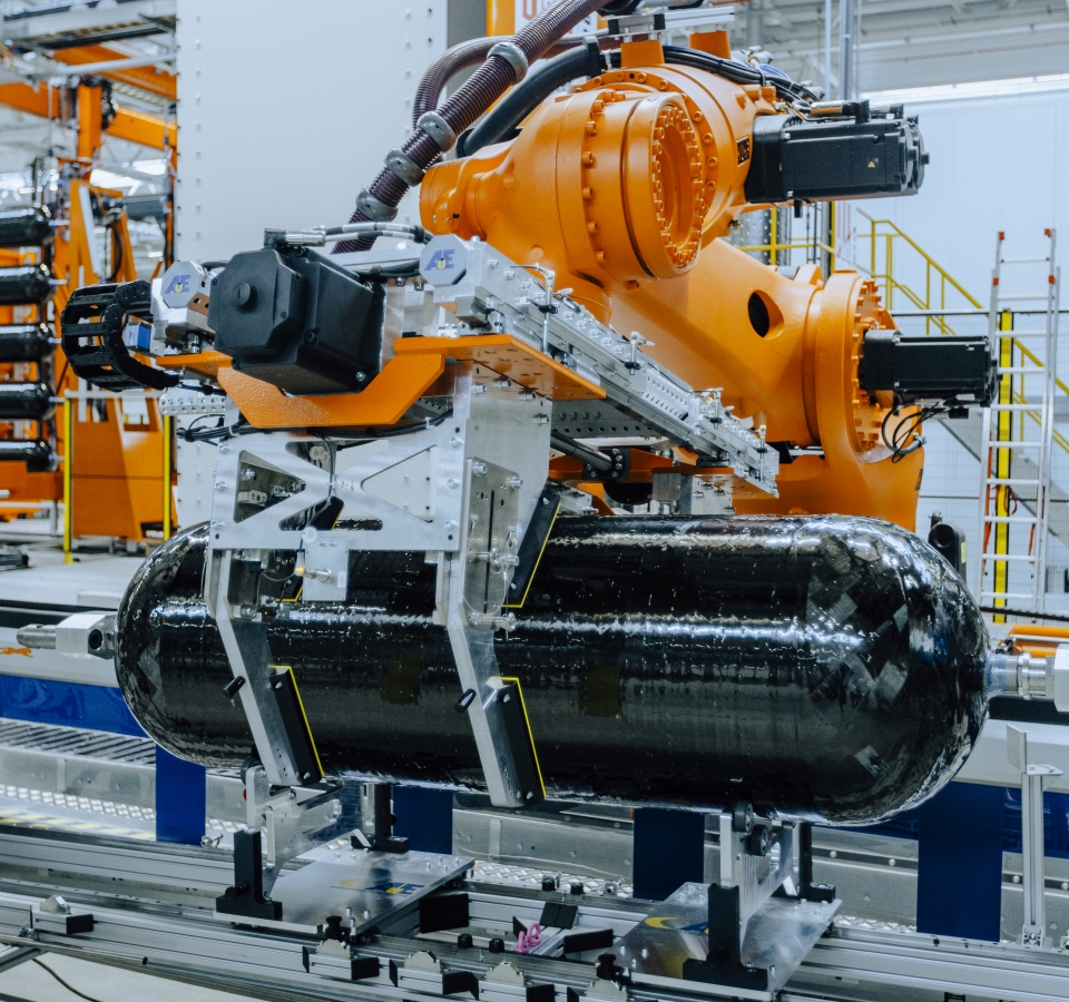 Hydrogen Storage: China’s First Type IV Composite MEGC Debuts in Hebei