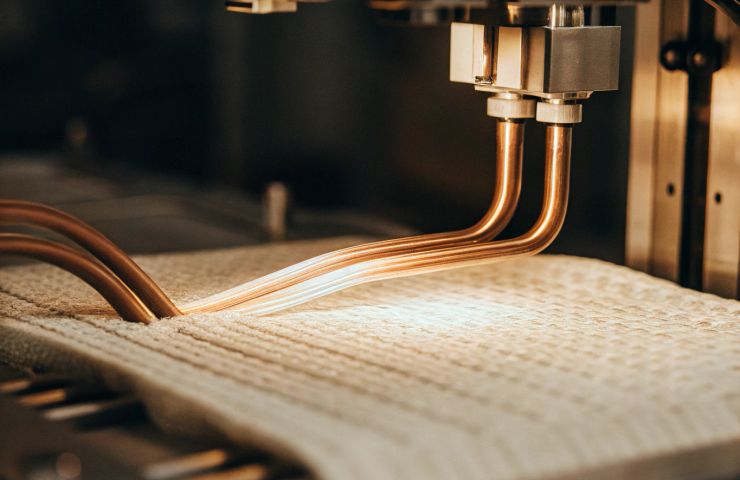 Fuel Cell Technology: Gel-Encapsulated Fibre-Shaped Direct Methanol Cells Power Next-Gen Wearables