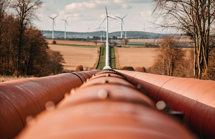 Linking Regional Grids to Boost Hydrogen Production: EWE NETZ's T-Piece on Nordsee-Ruhr-Link III
