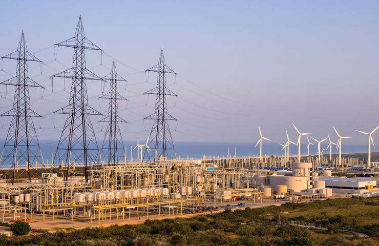 Adani Energy Wins ₹8,500 Crore Transmission Bid for Vizag Green Hydrogen Hub