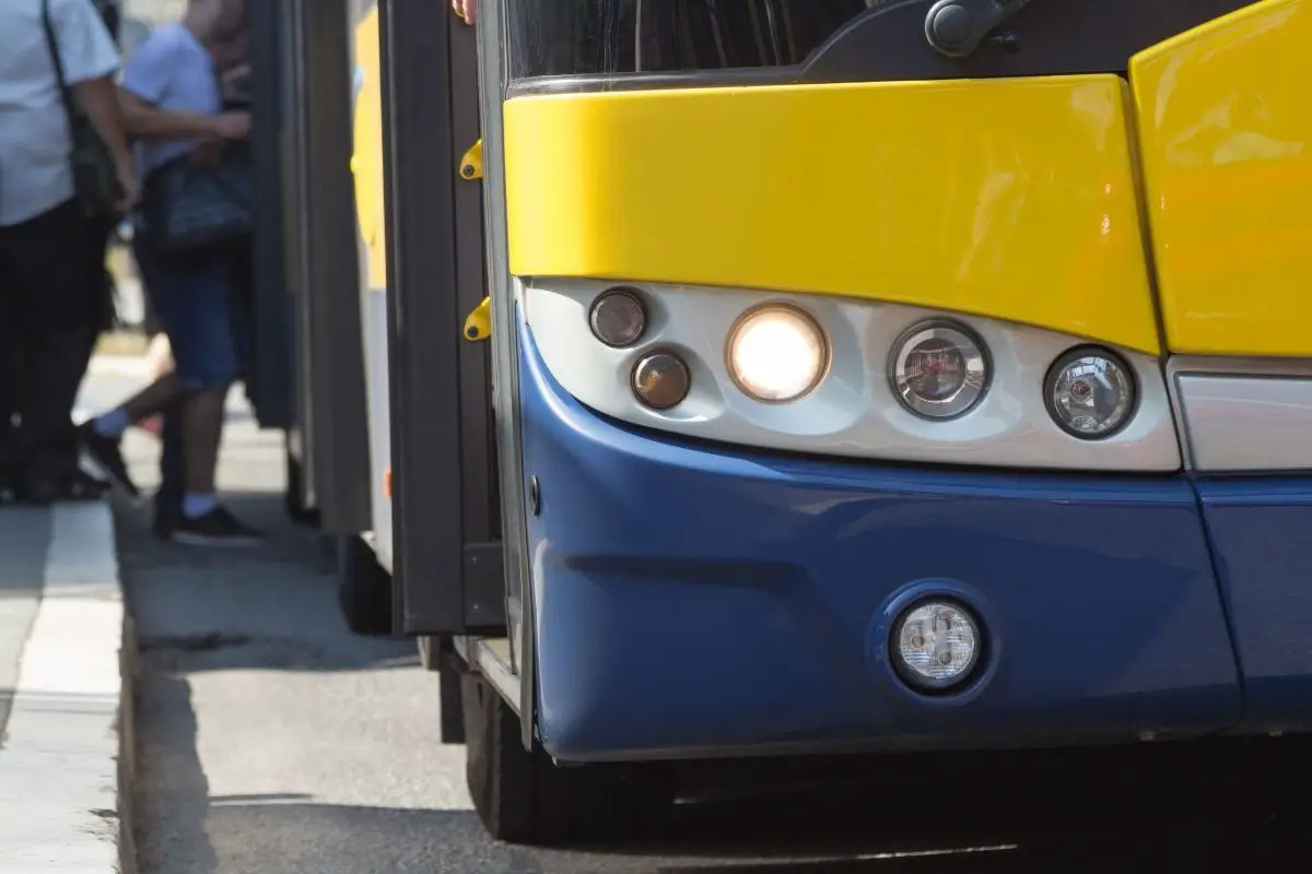 5 New Flyer fuel cell buses added to GET fleet