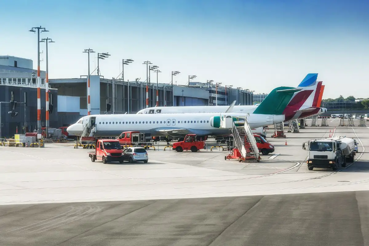 German Airport Soars with Hydrogen Fuel and SAF Investment - Hydrogen Fuel News