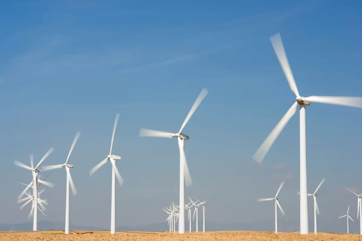 Wind energy used by Omniverse to boost green hydrogen production - H2 News