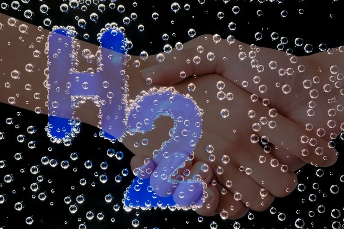 Green hydrogen partnership forms between Centrica and Lhyfe - H2 News