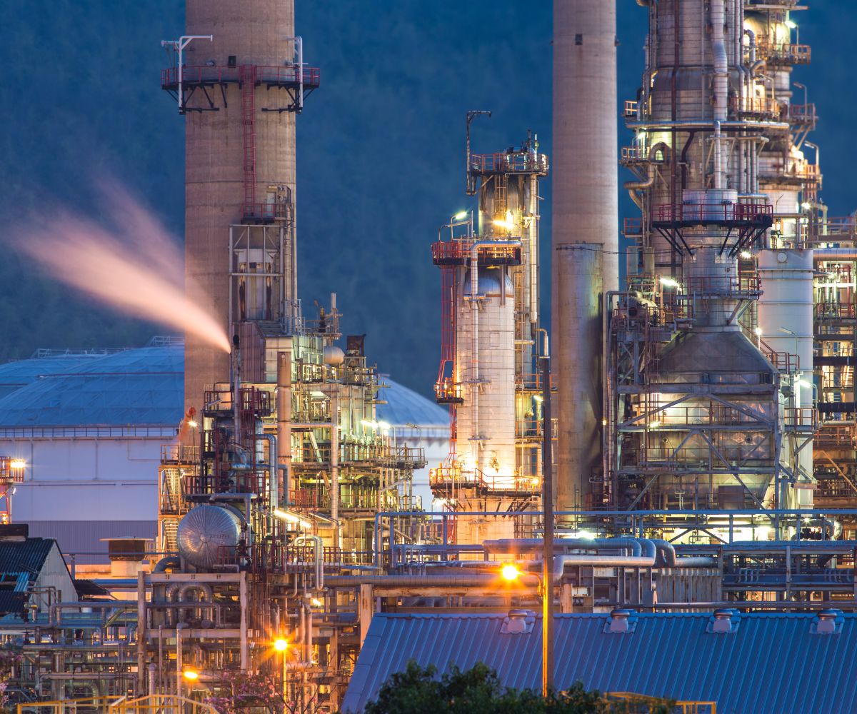 Energizing the Future: How Green Hydrogen Is Transforming the Oil and Gas Sector