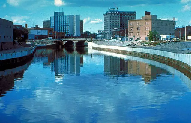 Air Products fuel station dedicated to the Flint Mass Transportation Authority - Hydrogen Fuel News