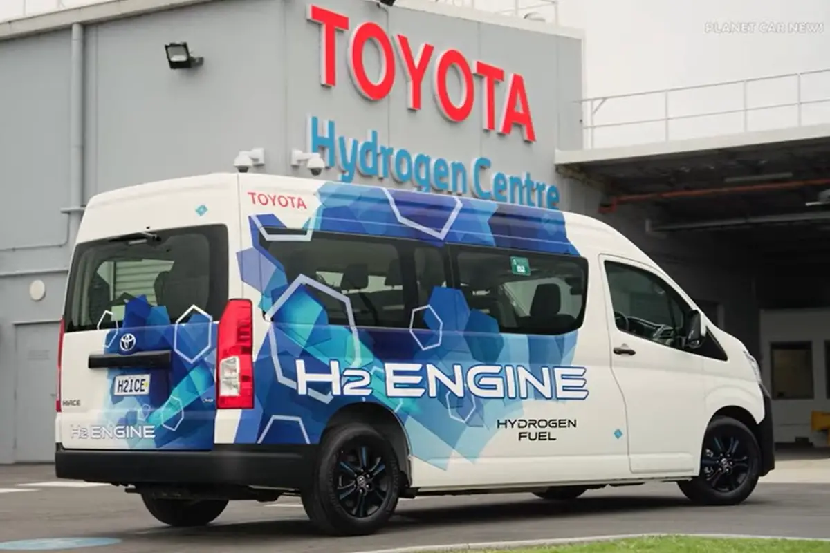 Hydrogen engine car - New Toyota HYDROGEN HiAce Prototype With V6 Turbo Engine - Image Source - Planet Car News YouTube