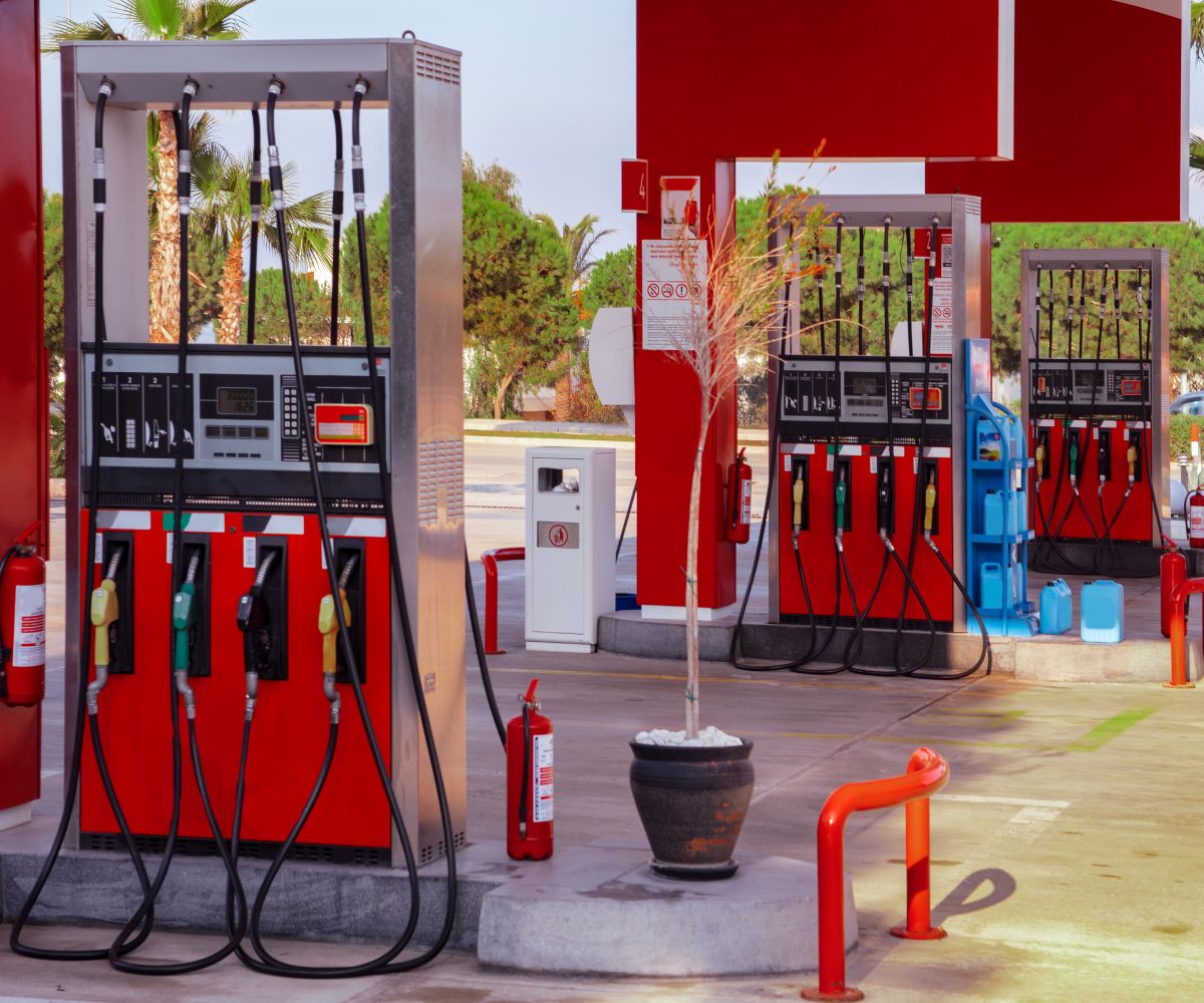 Refueling in Spain: Fueling Etiquette and Best Practices