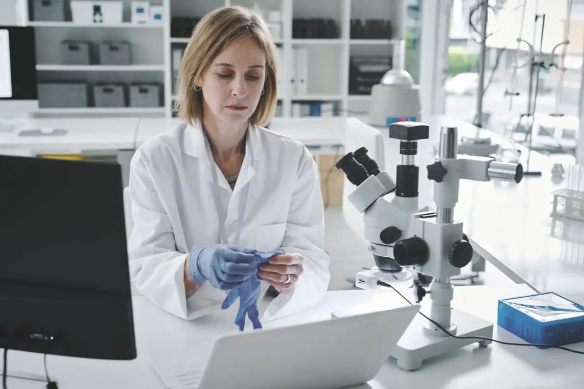 6 Crucial Laboratory Safety Tips