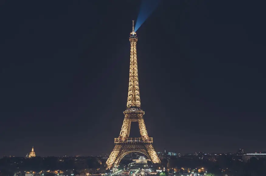 Hydrogen Lights The Eiffel Tower