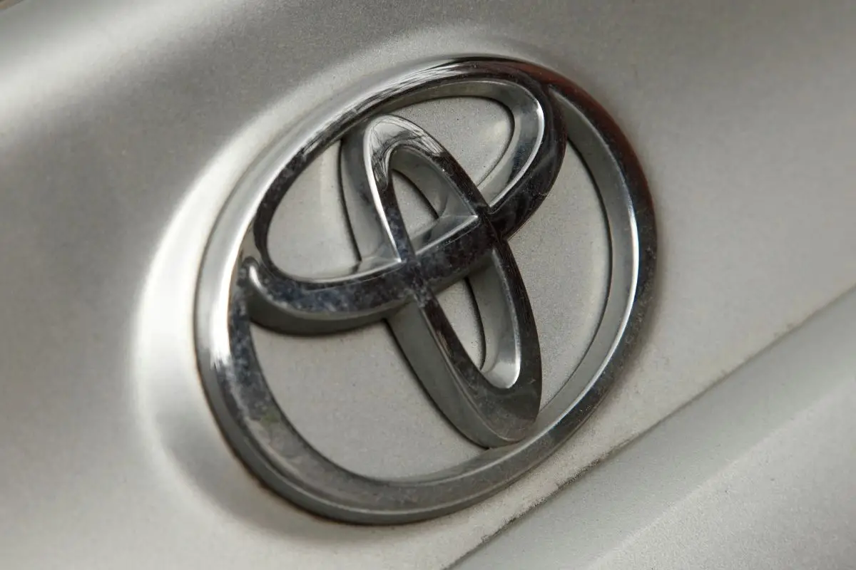 First hydrogen fuel cell car in India is the Toyota Mirai - H2 News