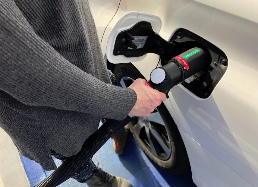 Shanghai automotive to launch fuel cell vehicle by 2015 - Hydrogen ...