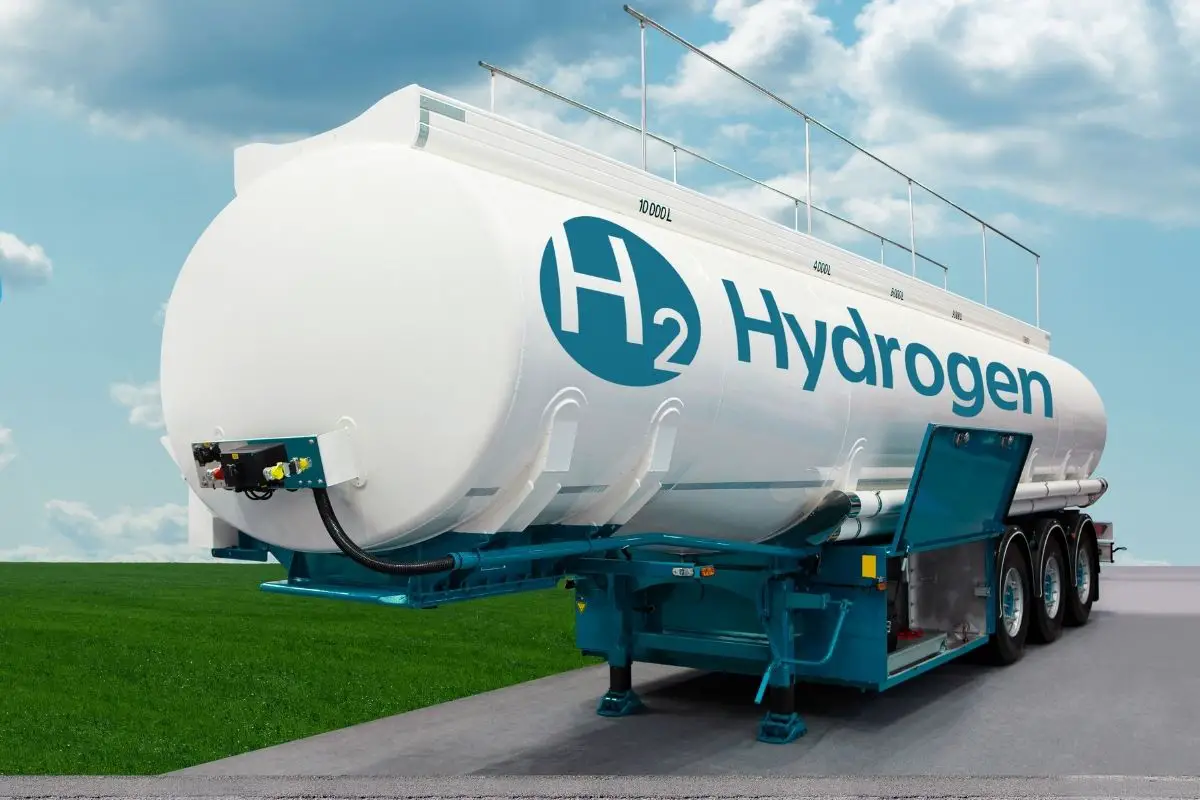 Sea Change fuel cell ferry refuels in the United States for first time