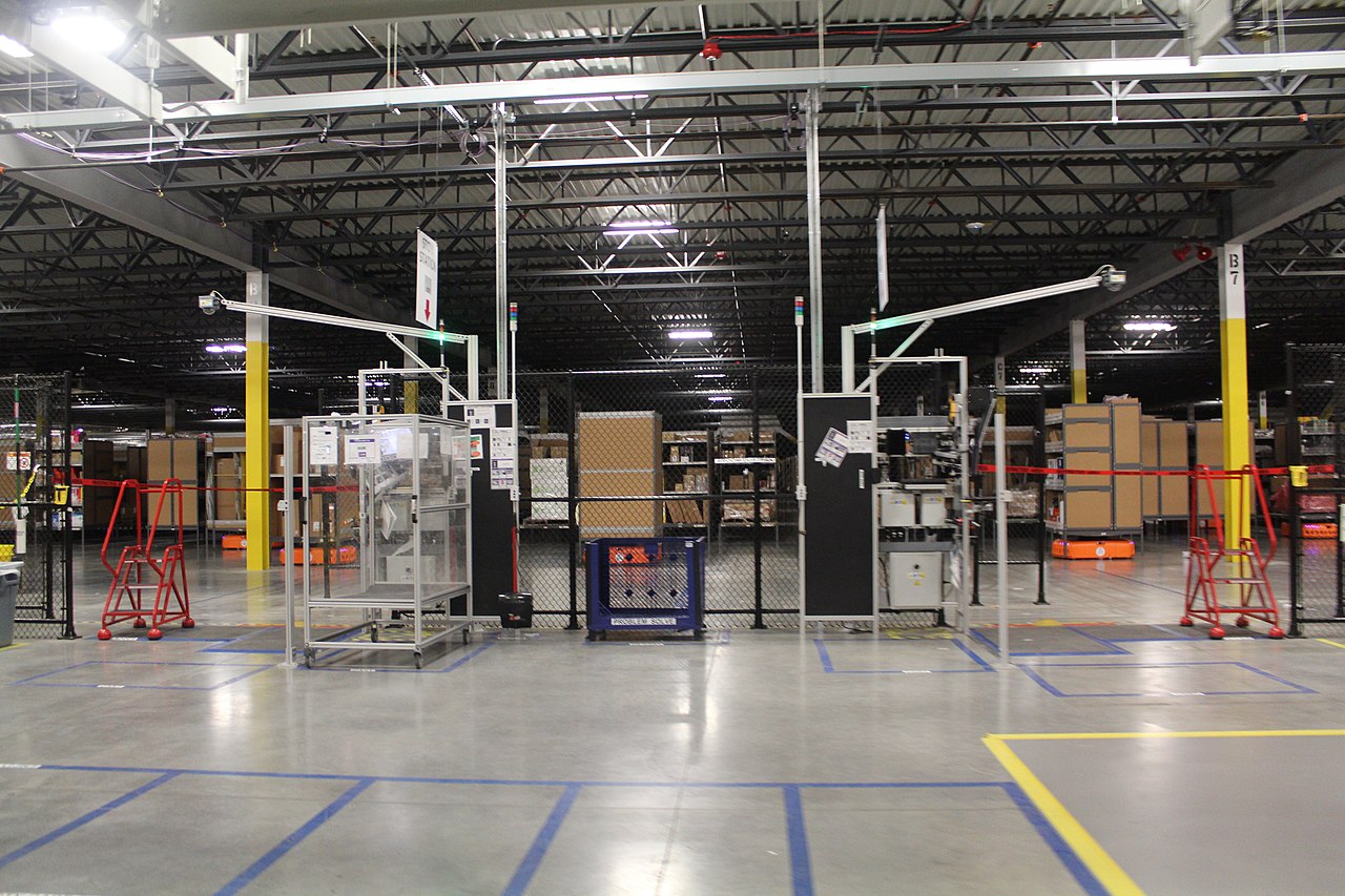Plug Power installs electrolyzer for Amazon green hydrogen production - H2 News