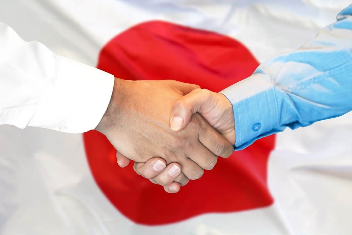 New plastic waste to clean hydrogen partnership - H2 News