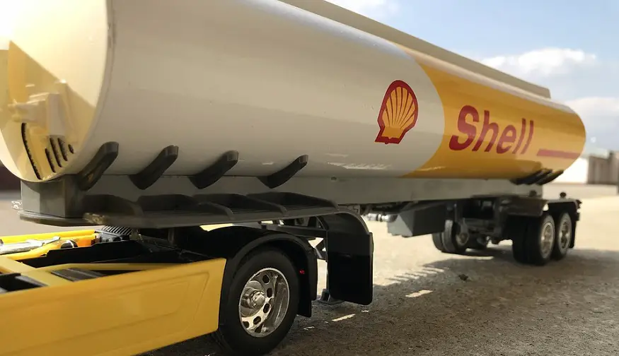 Shell unveils its Decarbonising Road Freight Report