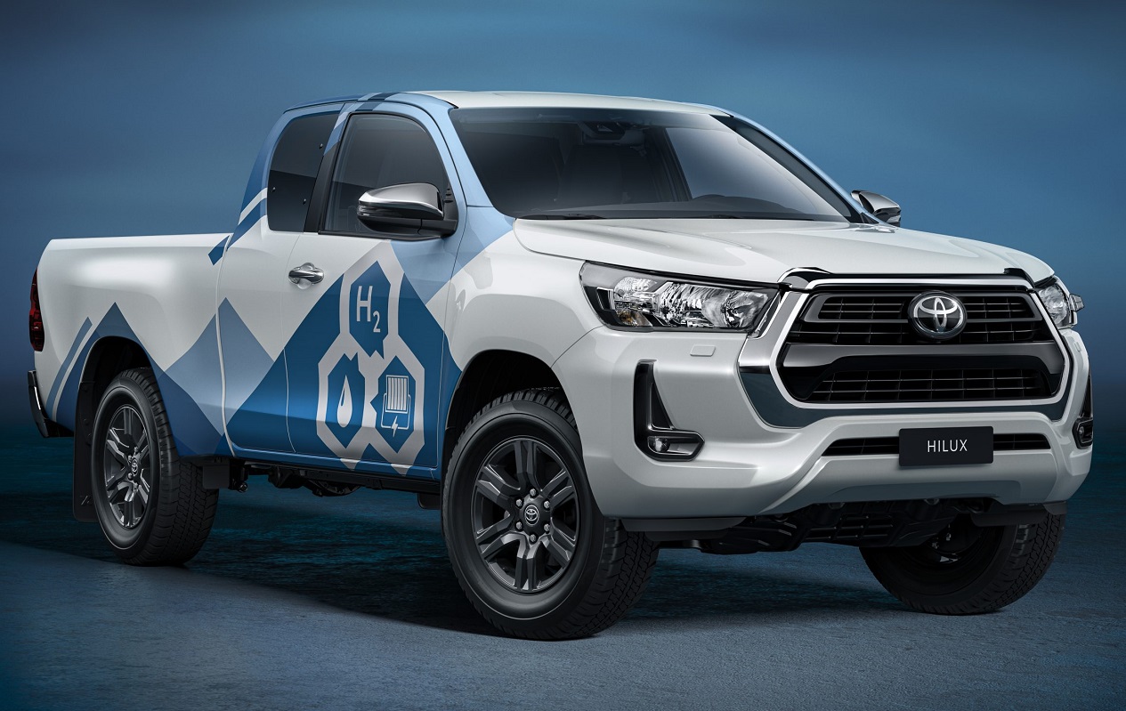 Light commercial hydrogen fuel cell truck collaboration between Ricardo and Toyota - H2 News
